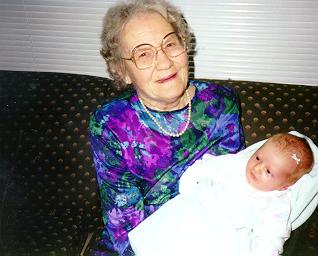 Jessika with great grandmommy Vassel